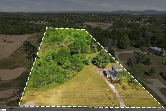 659 Arlington Rd, Greer, SC 29651