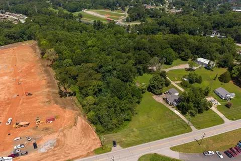659 Arlington Rd, Greer, SC 29651 photo 2