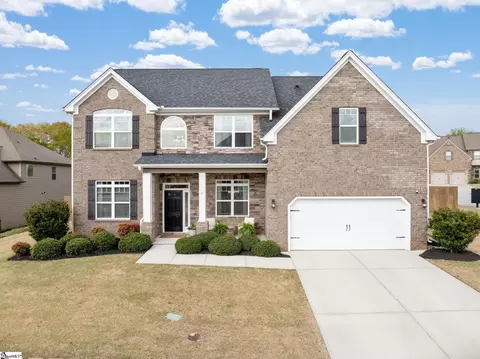 2 Shadywood Pl, Simpsonville, SC 29681