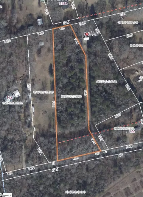 126 Stoddard Rd, Pelzer, SC 29669