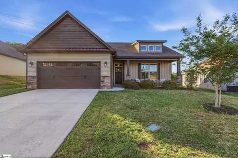 11 Forest Ridge Way, Greenville, SC 29617