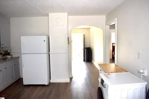 Entry Way - 500 W 4th Ave, Easley, SC 29640 photo 2 of 2
