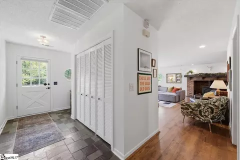 Entry Way - 1318 Earls Bridge Rd, Easley, SC 29640 photo 3 of 3