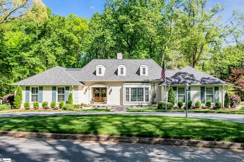 12 Whittington Ct, Greenville, SC 29615