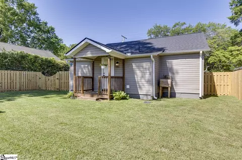 Exterior - 26 8th St, Greer, SC 29651 photo 3 of 3
