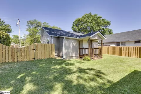 Exterior - 26 8th St, Greer, SC 29651 photo 2 of 3