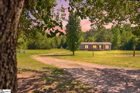 3525 Allen Bridge Rd, Fountain Inn, SC 29644