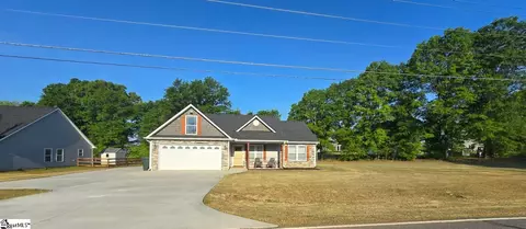 1693 Hannon Rd, Inman, SC 29349