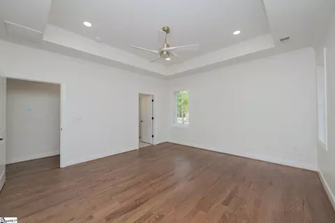 Bedroom - 201 Compass Pt, Ninety Six, SC 29666 photo 2 of 8