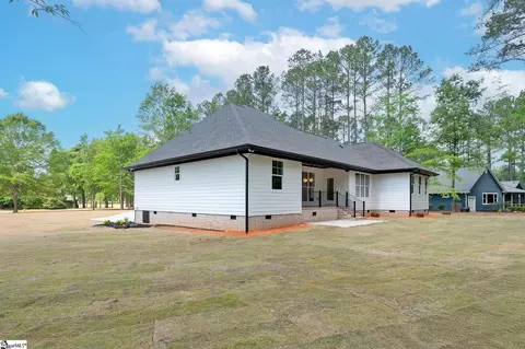 Exterior - 201 Compass Pt, Ninety Six, SC 29666 photo 3 of 7