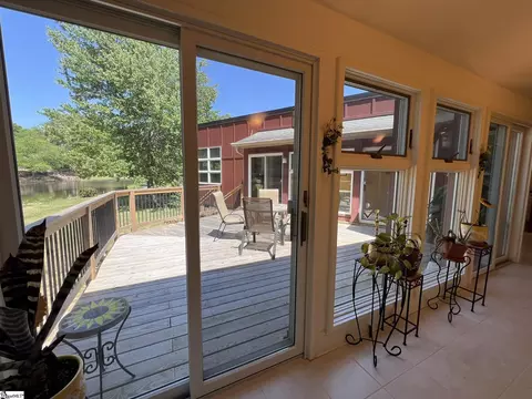 Exterior - 109 Buckingham Rd, Easley, SC 29640 photo 3 of 7