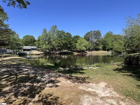 View/Area - 109 Buckingham Rd, Easley, SC 29640 photo 1 of 2
