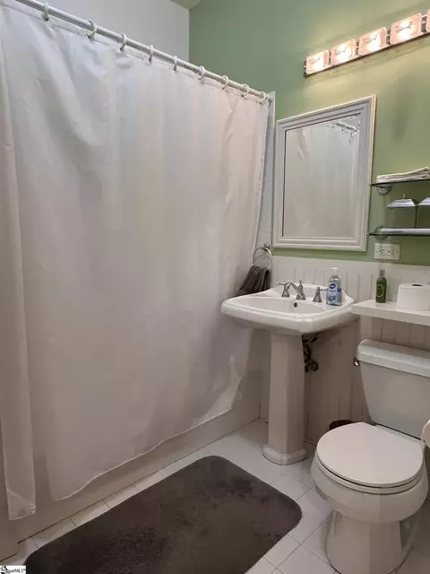 Bath - 109 Buckingham Rd, Easley, SC 29640 photo 6 of 6