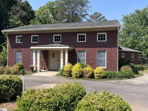 Exterior - 109 Buckingham Rd, Easley, SC 29640 photo 2 of 7