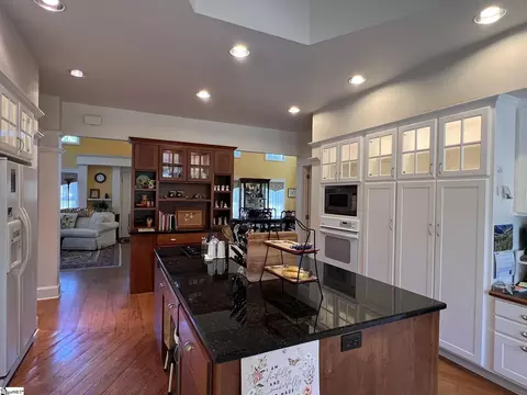 Kitchen - 109 Buckingham Rd, Easley, SC 29640 photo 3 of 4