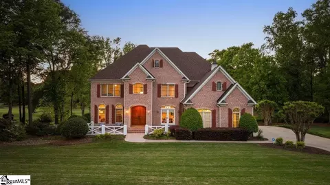 394 Crepe Myrtle Dr, Greer, SC 29651