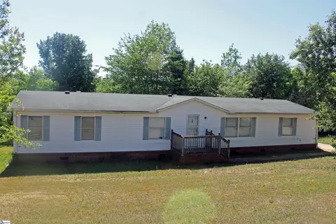 117 Old Homestead Dr, Greenville, SC 29611
