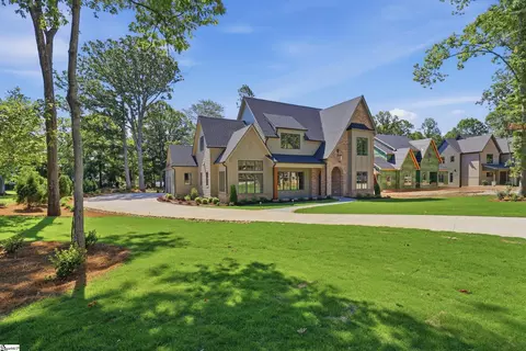 53 Bell Rd, Greenville, SC 29607