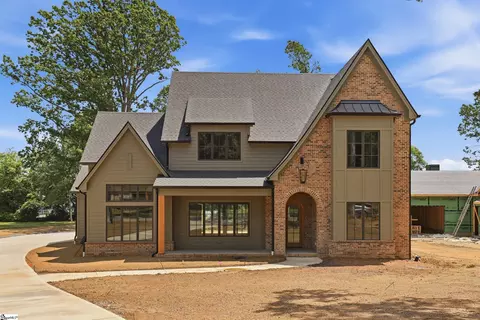 53 Bell Rd, Greenville, SC 29607