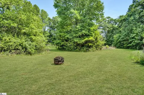 Exterior - 121 Pendleton Woods Cir, Central, SC 29630 photo 8 of 10
