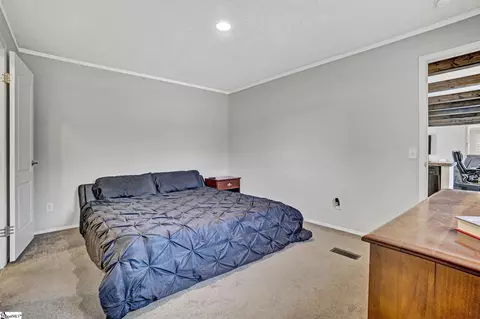 Bedroom - 121 Pendleton Woods Cir, Central, SC 29630 photo 1 of 7