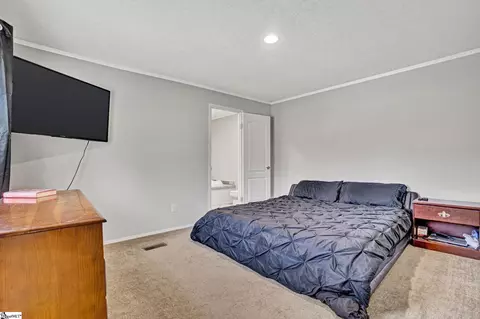 Bedroom - 121 Pendleton Woods Cir, Central, SC 29630 photo 2 of 7