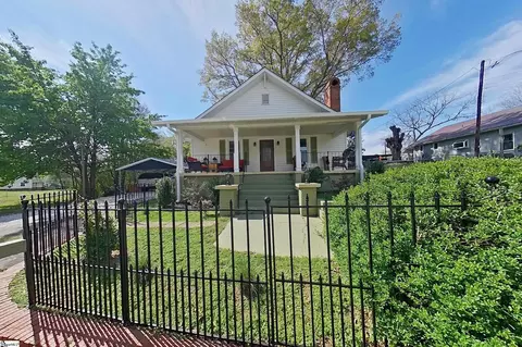 805 Buncombe Street Ext, Woodruff, SC 29388