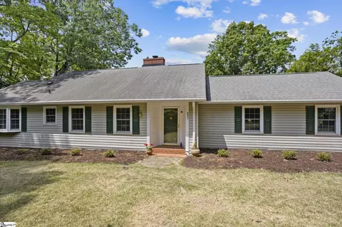 651 Altamont Rd, Greenville, SC 29609