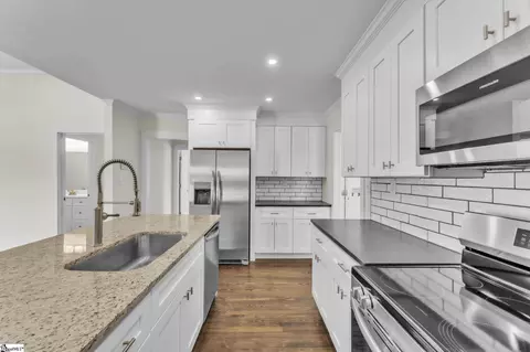 Kitchen - 706 S 5th St, Easley, SC 29640 photo 3 of 5