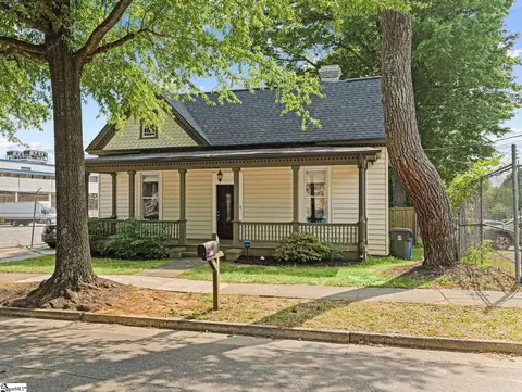 117 Asbury Ave, Greenville, SC 29601