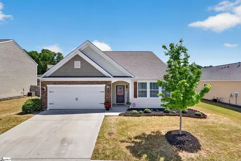 216 Lake Grove Rd, Simpsonville, SC 29681