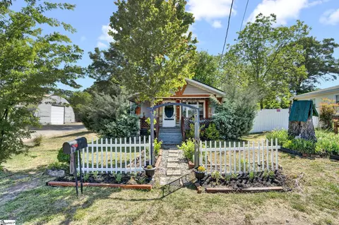 24 Bryson St, Greenville, SC 29611