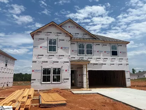 131 Cedar Shoals Ct, Easley, SC 29640
