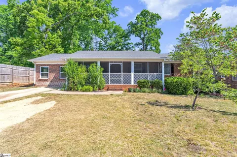 2601 E Lee Rd, Taylors, SC 29687