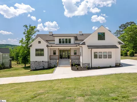 100 Pinelands Pl, Travelers Rest, SC 29690