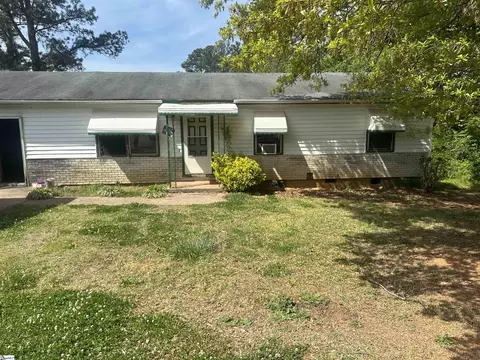 125 Camellia Cir, Gaffney, SC 29340
