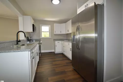 Kitchen - 191 Flat Rock Hill Rd, Tryon, NC 28782 photo 1 of 3