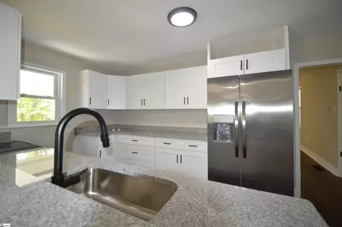 Kitchen - 191 Flat Rock Hill Rd, Tryon, NC 28782 photo 2 of 3