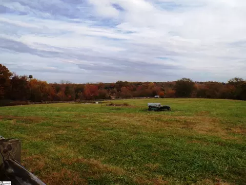 850 Springdale Rd, Cowpens, SC 29330