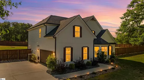 Exterior - 140 Lauden Dr, Moore, SC 29369 photo 6 of 6