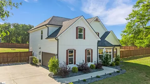 140 Lauden Dr, Moore, SC 29369