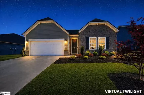 336 Blue Danube Dr, Simpsonville, SC 29681
