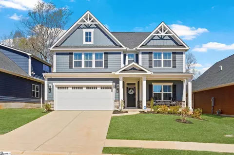 356 Hollythorpe Ln, Fountain Inn, SC 29644