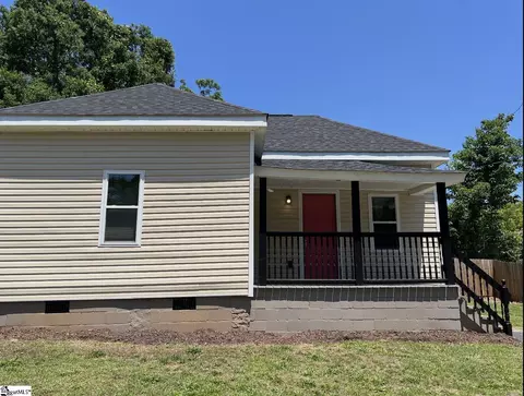 117 Dewey Ave, Laurens, SC 29360