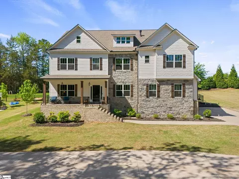 6 Peyton Ln, Simpsonville, SC 29681