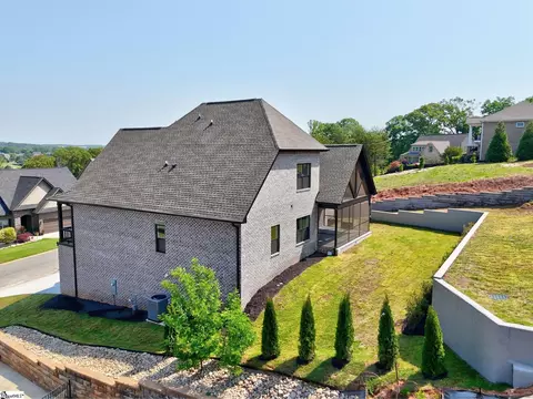 Exterior - 1038 Tuscany Dr, Anderson, SC 29621 photo 8 of 10