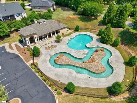 Exterior - 1038 Tuscany Dr, Anderson, SC 29621 photo 6 of 10