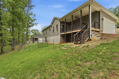 Exterior - 119 Mill Pond Rd, Easley, SC 29642 photo 5 of 7
