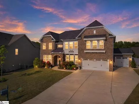 212 Gordanvale St, Simpsonville, SC 29681