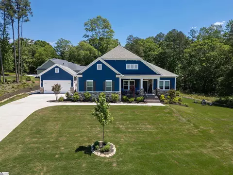 3703 Rocky Creek Dr, Seneca, SC 29678